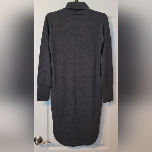 Go Couture Charcoal Lion long shirt - Picture 2 of 4